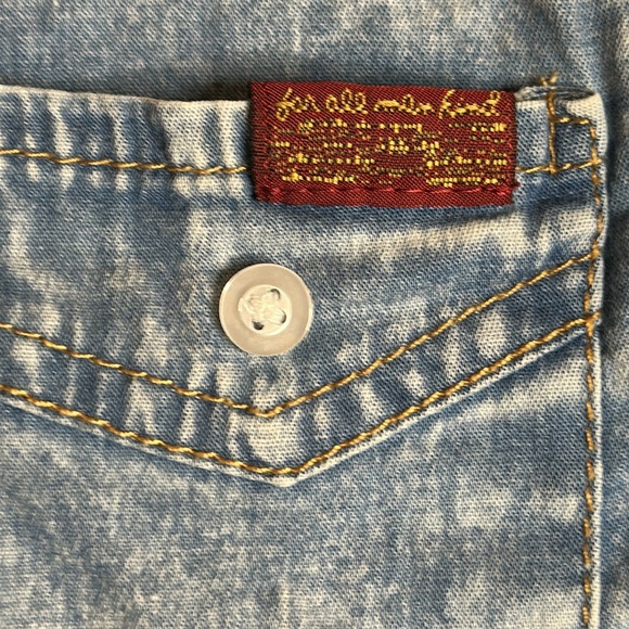 7 For All Mankind Denim Button Down Collared Shirt with Chest Pockets - Picture 2 of 7